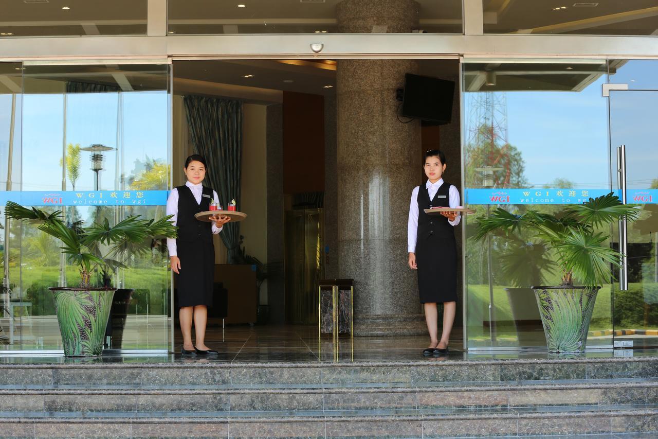 Vegas Hotel - Nay Pyi Taw Naypyidaw Kültér fotó